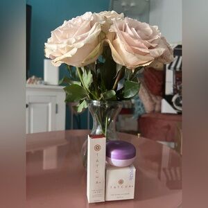 Tatcha Skincare Set Lip Tint Camellia, Lip mask and Silk Powder